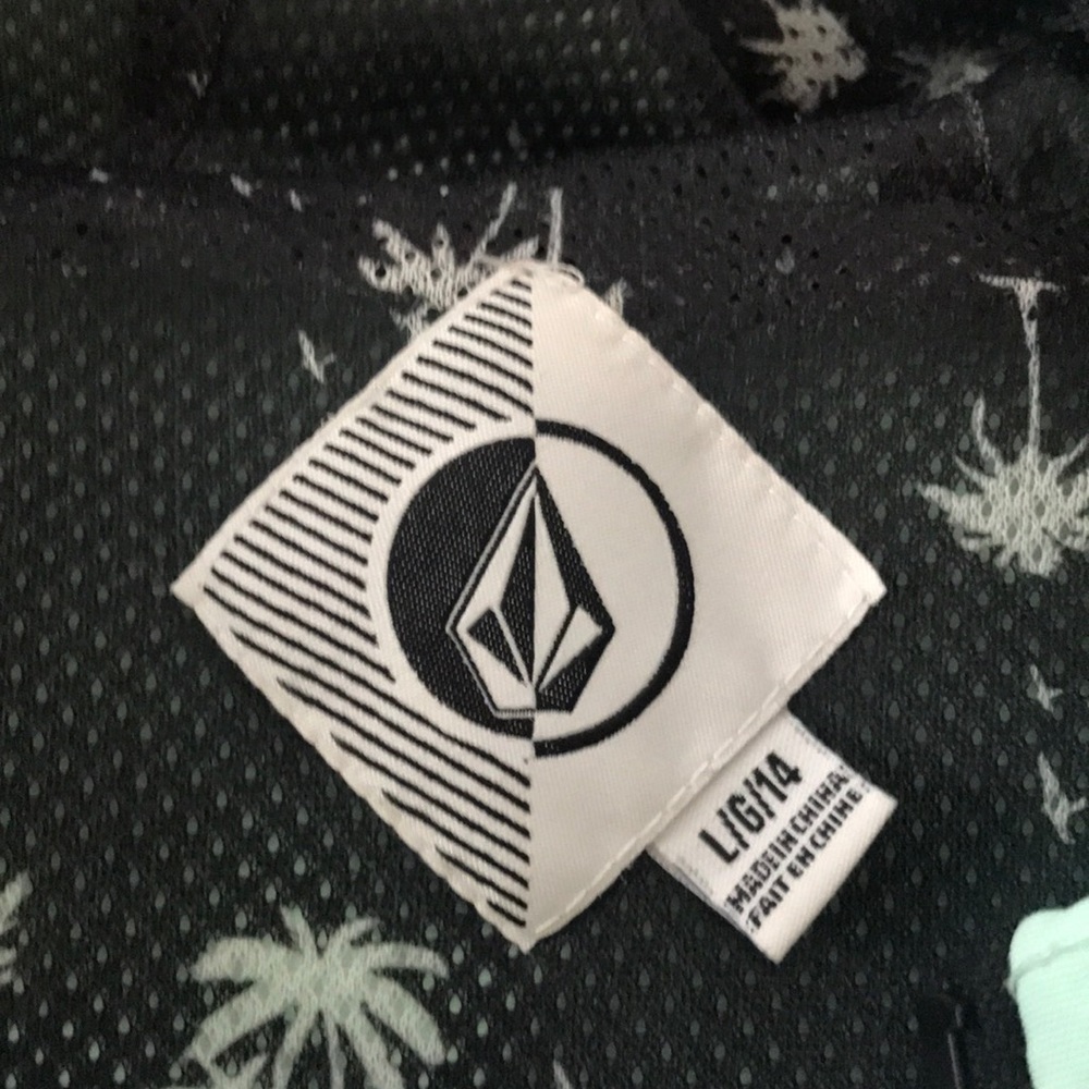 Volcom Jacket - image 4